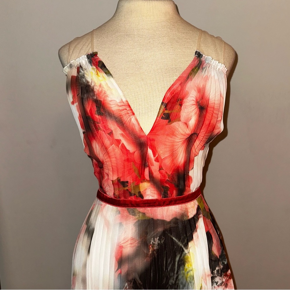 Bebe High Low Chiffon Pleated Maxi Dress Floral Illusion Sheer Dress 4 NWT - Picture 6 of 16